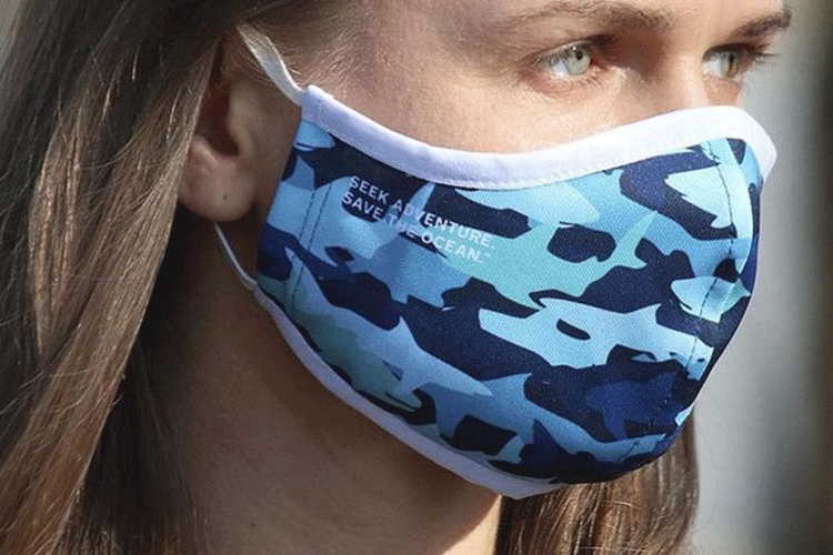 اینستاگرام و فیسبوک با بنرهای تبلیغی، استفاده از ماسک را به کاربران خود یادآوری می‌کنند