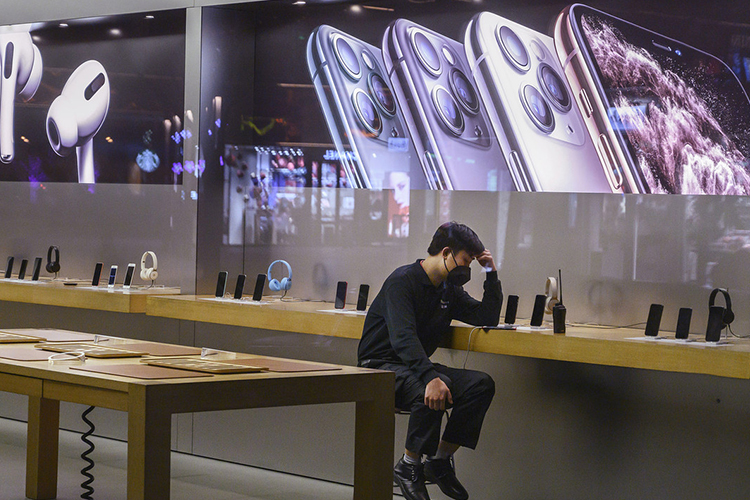 اوج گرفتن کرونا بازگشت همه کارکنان اپل به محل کار را تا ۲۰۲۱ به تعویق انداخت